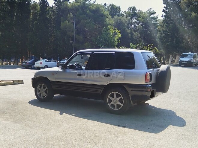 Toyota RAV4 1997, 300,000 km - 2.0 l - Sumqayıt