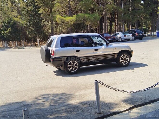 Toyota RAV4 1997, 300,000 km - 2.0 l - Sumqayıt