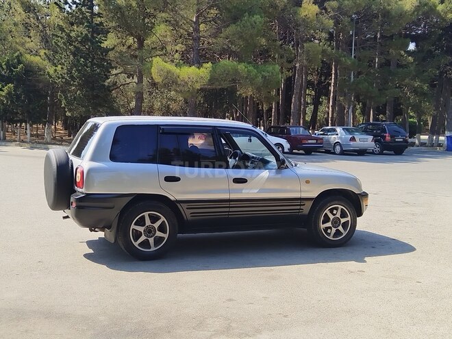 Toyota RAV4 1997, 300,000 km - 2.0 l - Sumqayıt