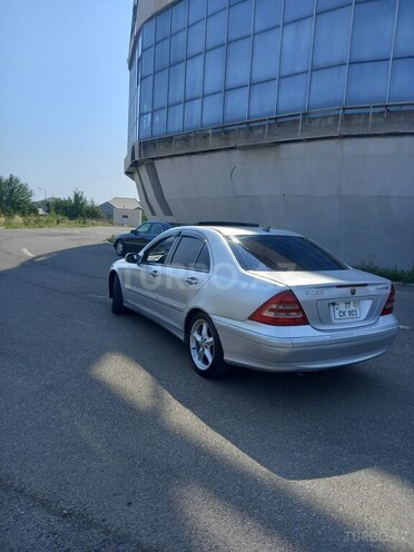 Mercedes C 230 2003, 350,000 km - 2.5 l - Ağstafa