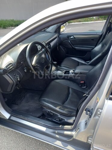 Mercedes C 230 2003, 350,000 km - 2.5 l - Ağstafa
