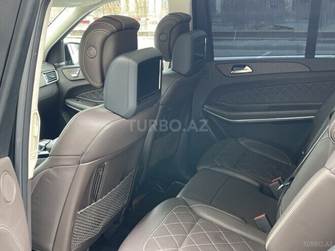 Mercedes GLS 500 4MATIC 2016, 139,000 km - 4.7 l - Bakı