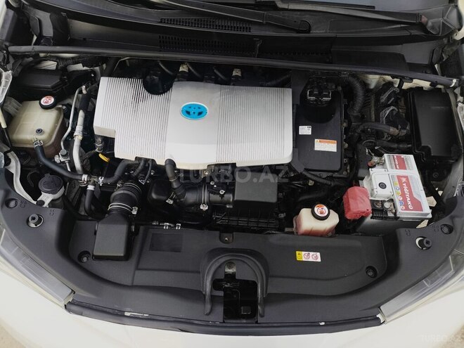 Toyota Prius 2017, 181,200 km - 1.8 l - Bakı