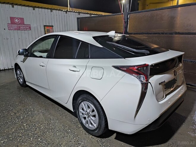 Toyota Prius 2017, 181,200 km - 1.8 l - Bakı
