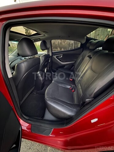 Hyundai Elantra 2015, 261,000 km - 1.8 l - Bakı