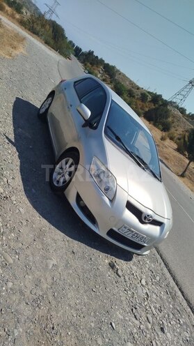 Toyota Auris 2009, 325,228 km - 1.4 l - Bakı