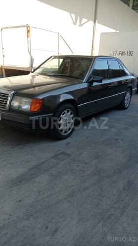 Mercedes E 230 1991, 380,000 km - 2.3 l - Bakı