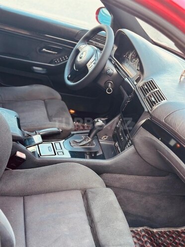 BMW 525 2002, 257,000 km - 2.5 l - Bakı