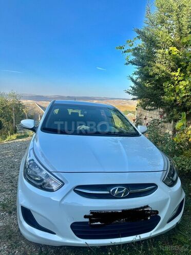 Hyundai Accent 2015, 218,000 km - 1.6 l - Bakı
