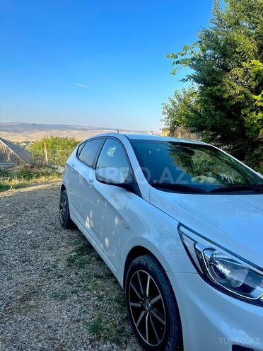 Hyundai Accent 2015, 218,000 km - 1.6 l - Bakı