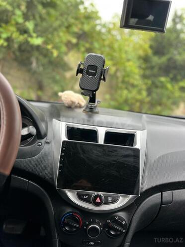 Hyundai Accent 2015, 218,000 km - 1.6 l - Bakı