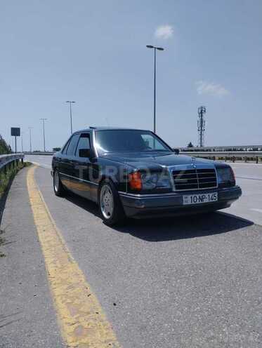 Mercedes E 200 1993, 350,000 km - 2.0 l - Bakı