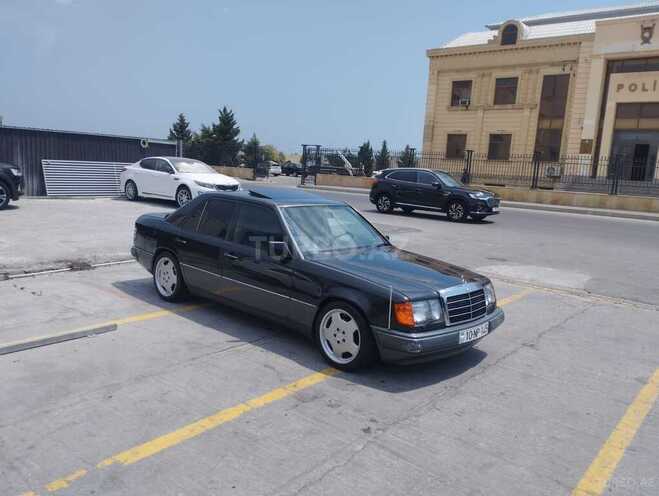 Mercedes E 200 1993, 350,000 km - 2.0 l - Bakı
