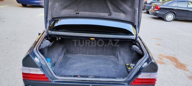 Mercedes E 200 1993, 350,000 km - 2.0 l - Bakı