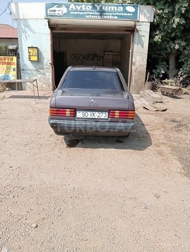 Mercedes 190 1991, 300,000 km - 1.8 л - Masallı