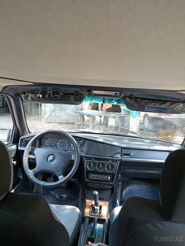 Mercedes 190 1991, 300,000 km - 1.8 л - Masallı