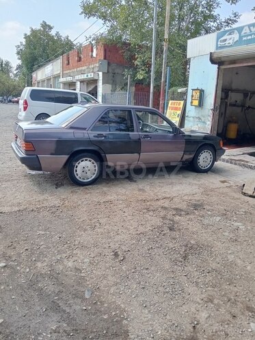 Mercedes 190 1991, 300,000 km - 1.8 л - Masallı