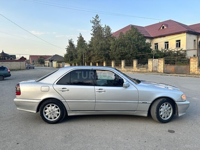 Mercedes C 230 1999, 370,258 km - 2.3 l - Quba