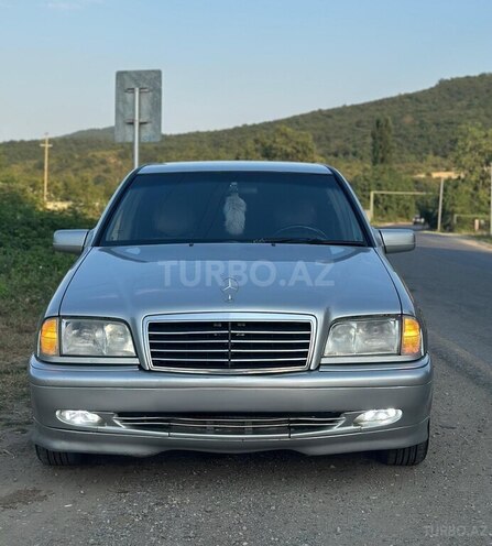 Mercedes C 230 1999, 370,258 km - 2.3 l - Quba