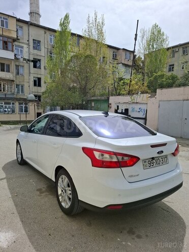 Ford Focus 2014, 121,000 km - 1.6 л - Bakı