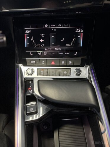 Audi Q8 e-tron 2021, 61,000 km - 0.0 l - Bakı