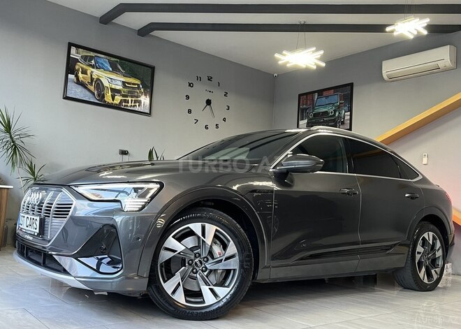 Audi Q8 e-tron 2021, 61,000 km - 0.0 l - Bakı