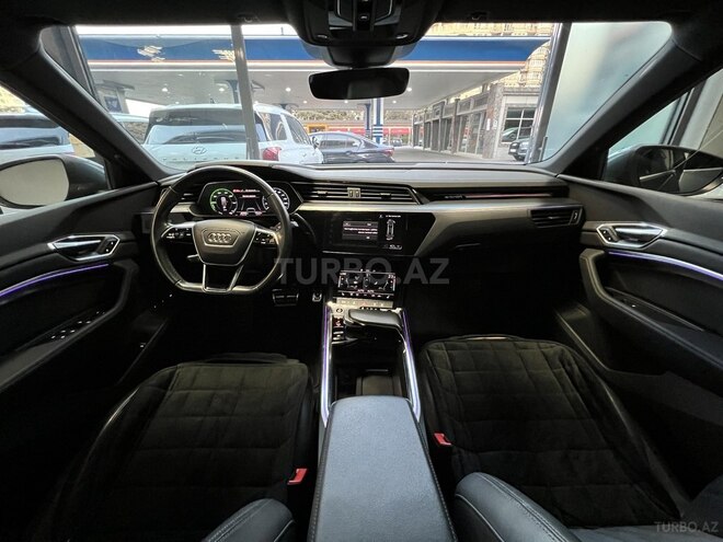Audi Q8 e-tron 2021, 61,000 km - 0.0 l - Bakı