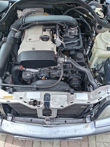 Mercedes C 200 1999, 452,000 km - 2.0 l - Bakı