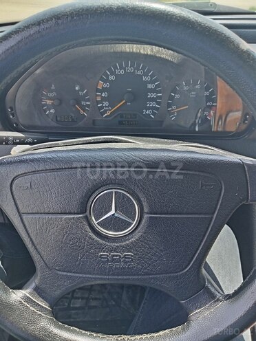 Mercedes C 200 1999, 452,000 km - 2.0 l - Bakı