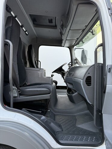 Mercedes Atego 818 2013, 301,913 km - 4.3 л - Bakı