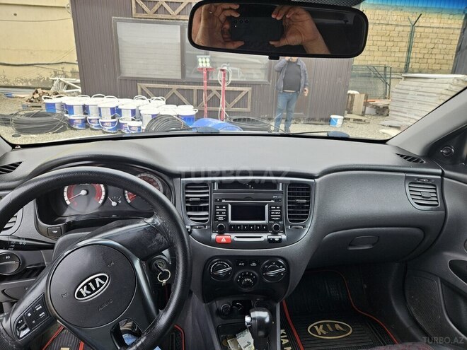 Kia Rio 2010, 334,800 km - 1.4 l - Bakı