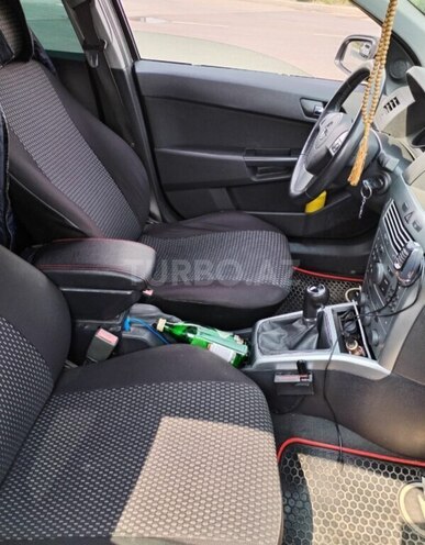 Opel Astra 2009, 125,000 km - 1.4 l - Gəncə