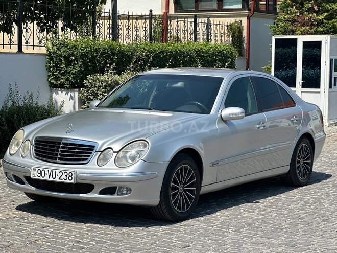Mercedes E 240 2003, 299,835 km - 2.6 л - Bakı