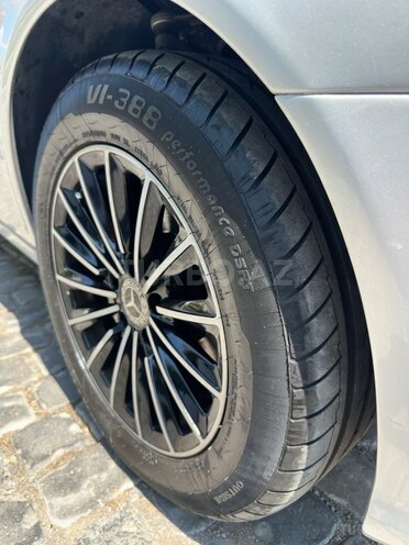 Mercedes E 240 2003, 299,835 km - 2.6 л - Bakı