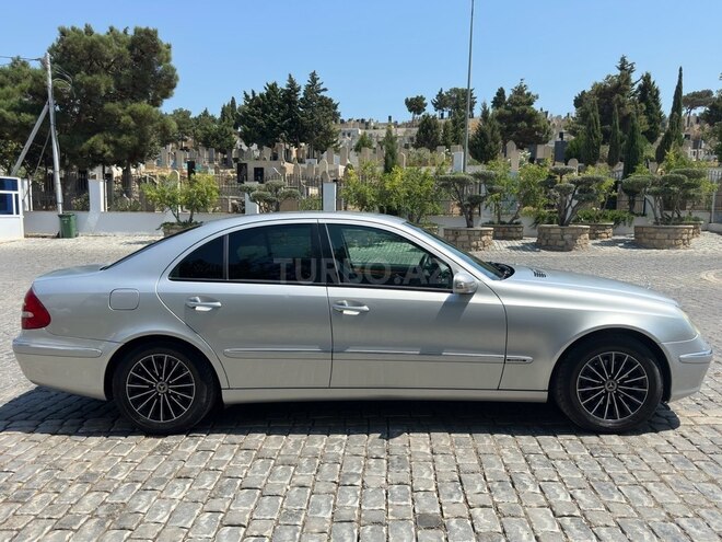Mercedes E 240 2003, 299,835 km - 2.6 л - Bakı