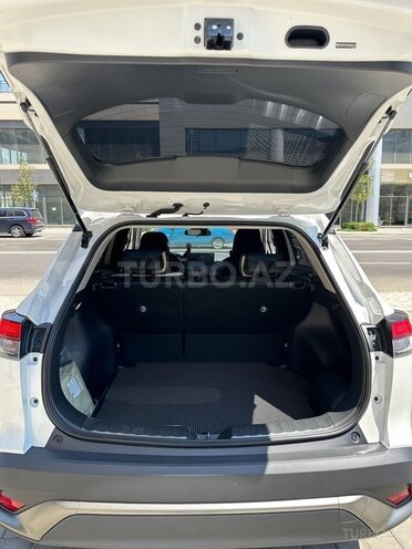 Toyota  2025, 5,600 km - 2.0 l - Bakı