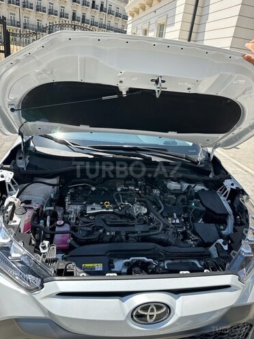 Toyota  2025, 5,600 km - 2.0 l - Bakı