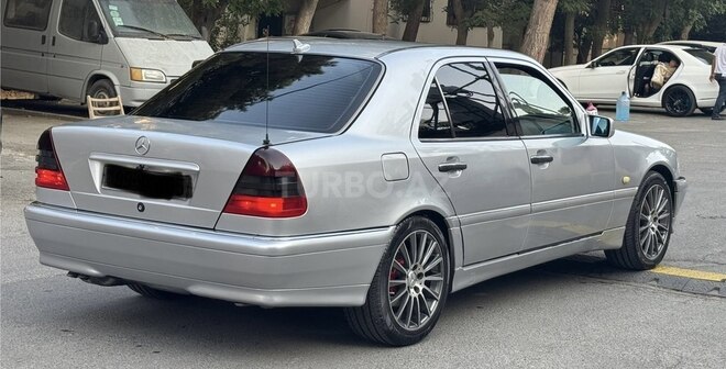 Mercedes C 240 1999, 253,666 km - 2.4 л - Bakı