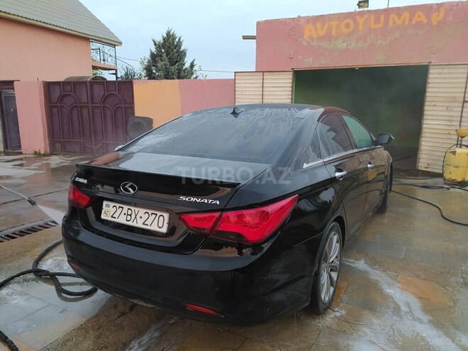Hyundai Sonata 2010, 300,000 km - 2.4 l - Xudat