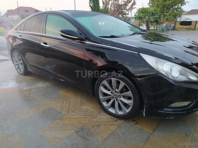 Hyundai Sonata 2010, 300,000 km - 2.4 l - Xudat