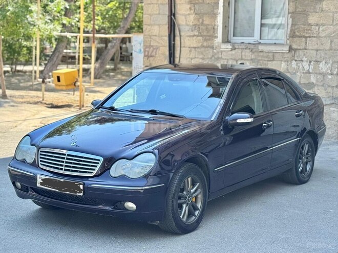 Mercedes C 240 2001, 243,688 km - 2.6 l - Sumqayıt
