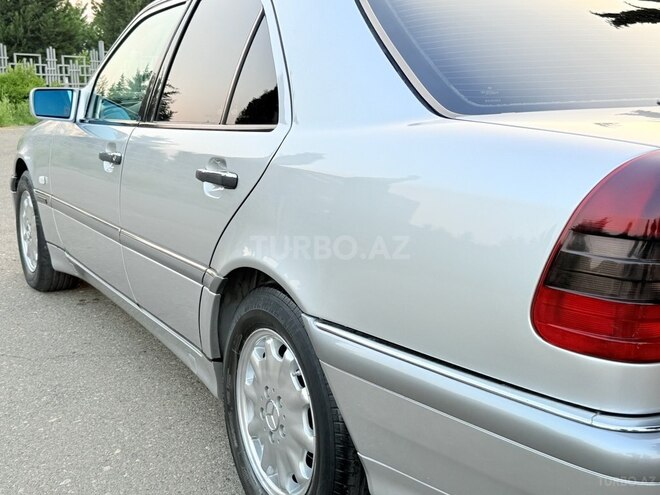 Mercedes C 220 d 1999, 269,000 km - 2.2 л - Tovuz
