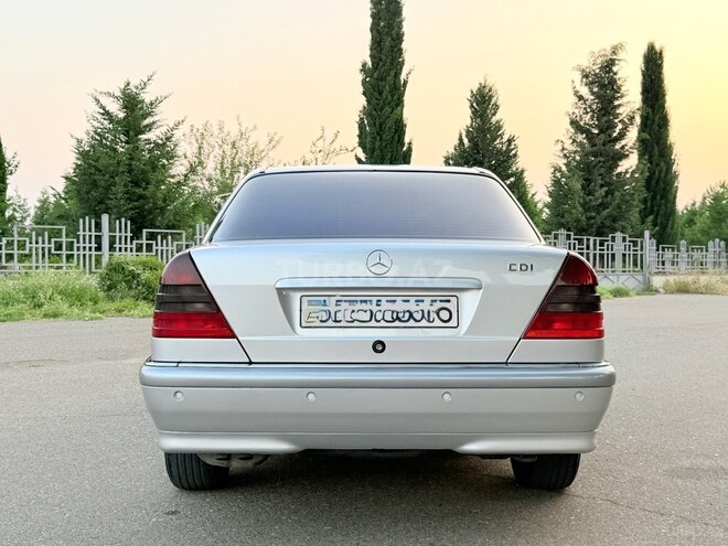 Mercedes C 220 d 1999, 269,000 km - 2.2 л - Tovuz