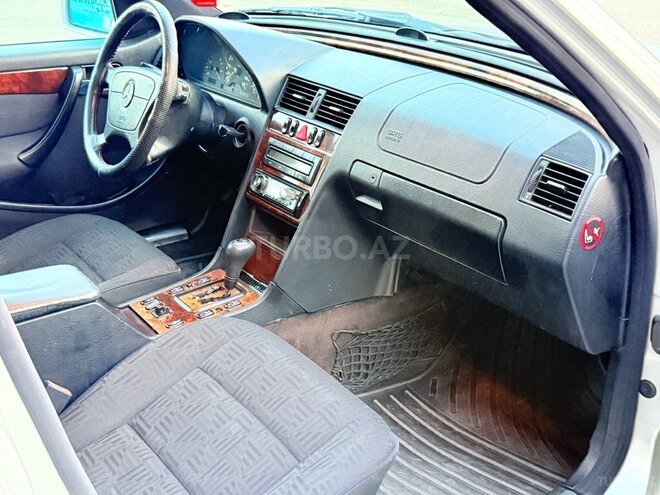 Mercedes C 220 d 1999, 269,000 km - 2.2 л - Tovuz