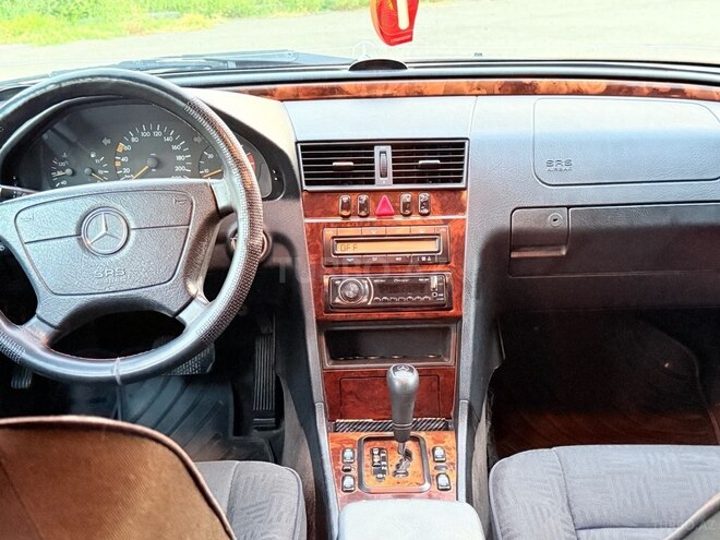Mercedes C 220 d 1999, 269,000 km - 2.2 л - Tovuz
