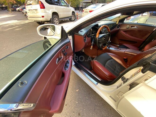 Mercedes CLS 350 2004, 226,000 km - 3.5 л - Bakı