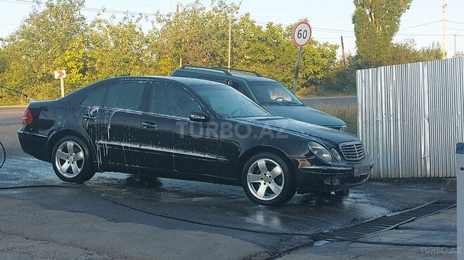 Mercedes E 270 2003, 355,310 km - 2.7 l - Quba