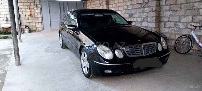 Mercedes E 270 2003, 355,310 km - 2.7 l - Quba