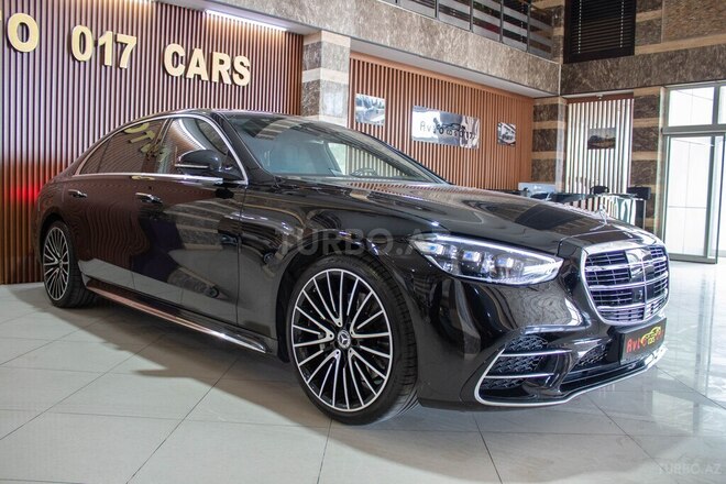 Mercedes S 550 4MATIC 2023, 33,000 km - 3.0 l - Bakı