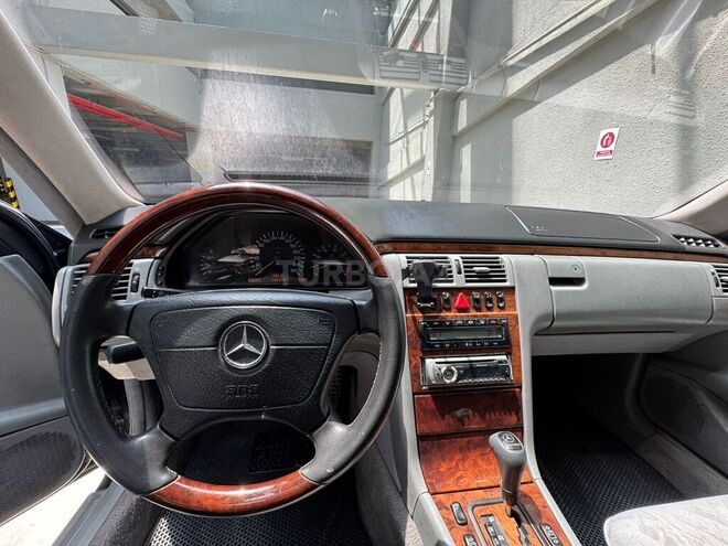 Mercedes E 280 1999, 346,316 km - 2.8 l - Bakı